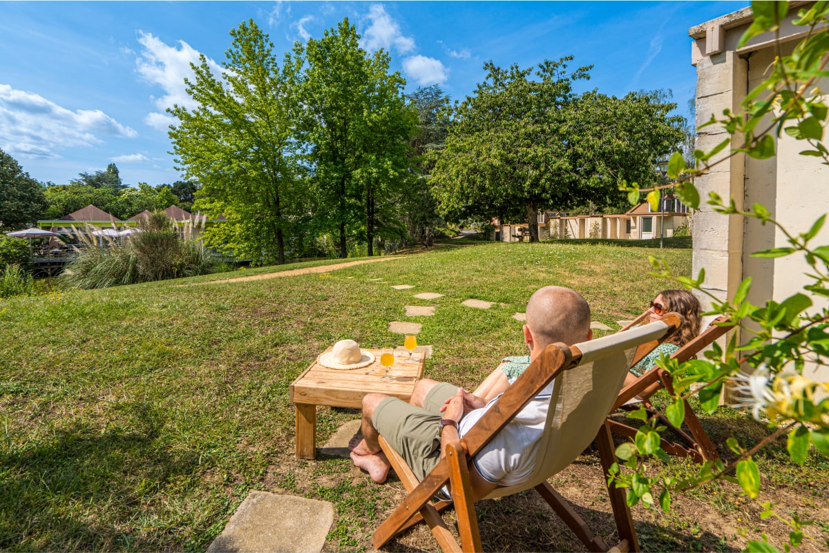 cottage couple en terrasse