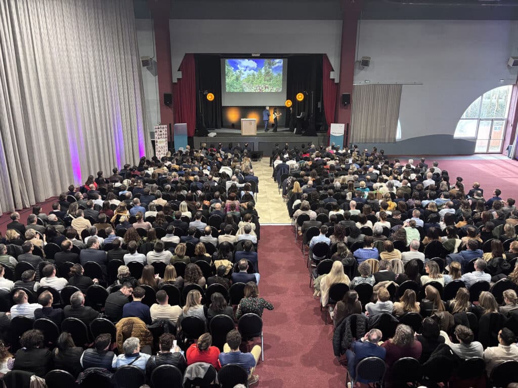 forum spectacle theatre